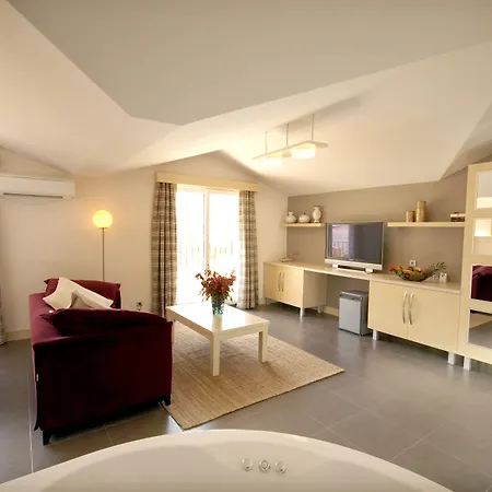 Club Turca Hotell 4*